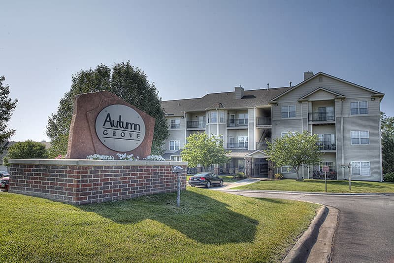 Entry view of Autumn Grove Apartments
